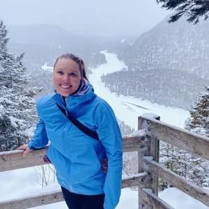 Meet your Posher, Nicole